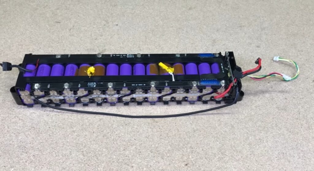 La réparation de batterie de trottinette électrique